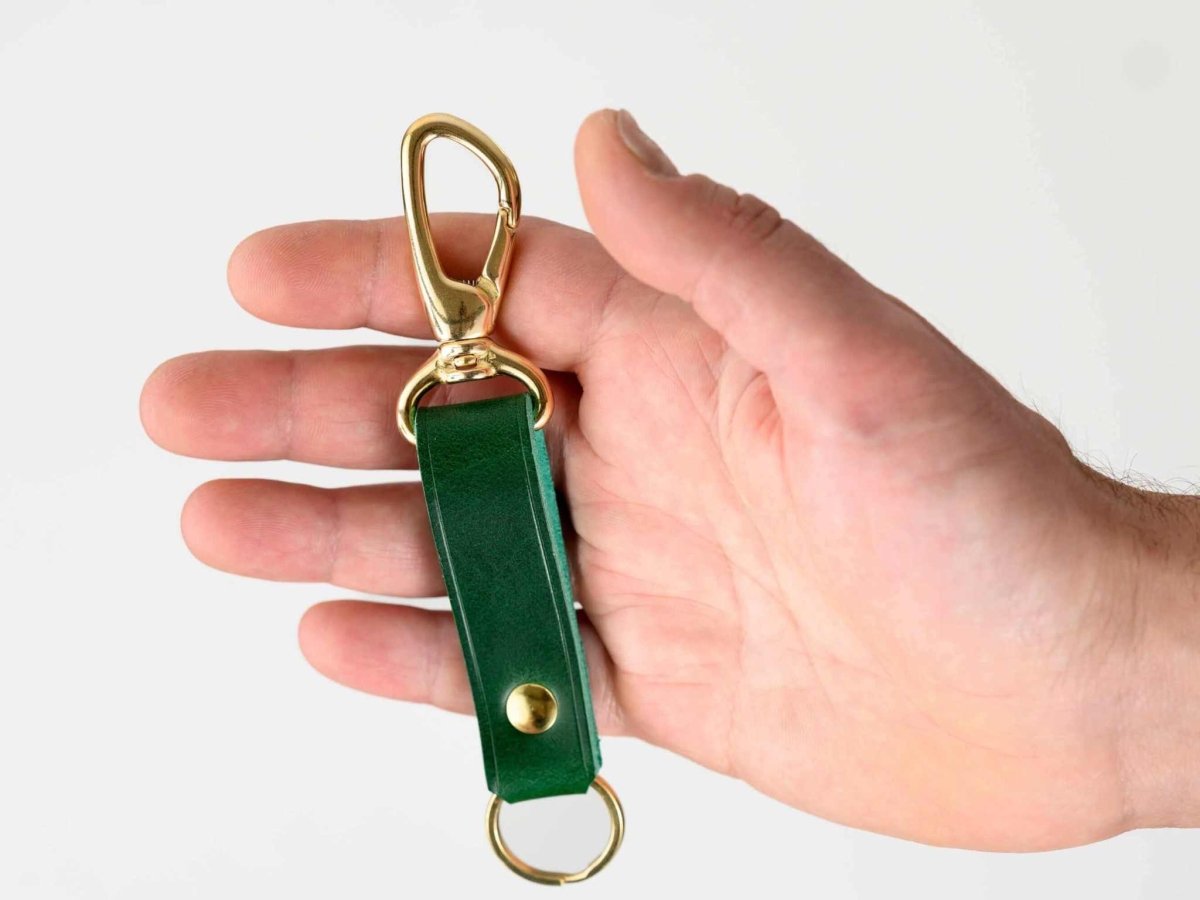 Leather keychain, italian leather and solid brass, personalizable