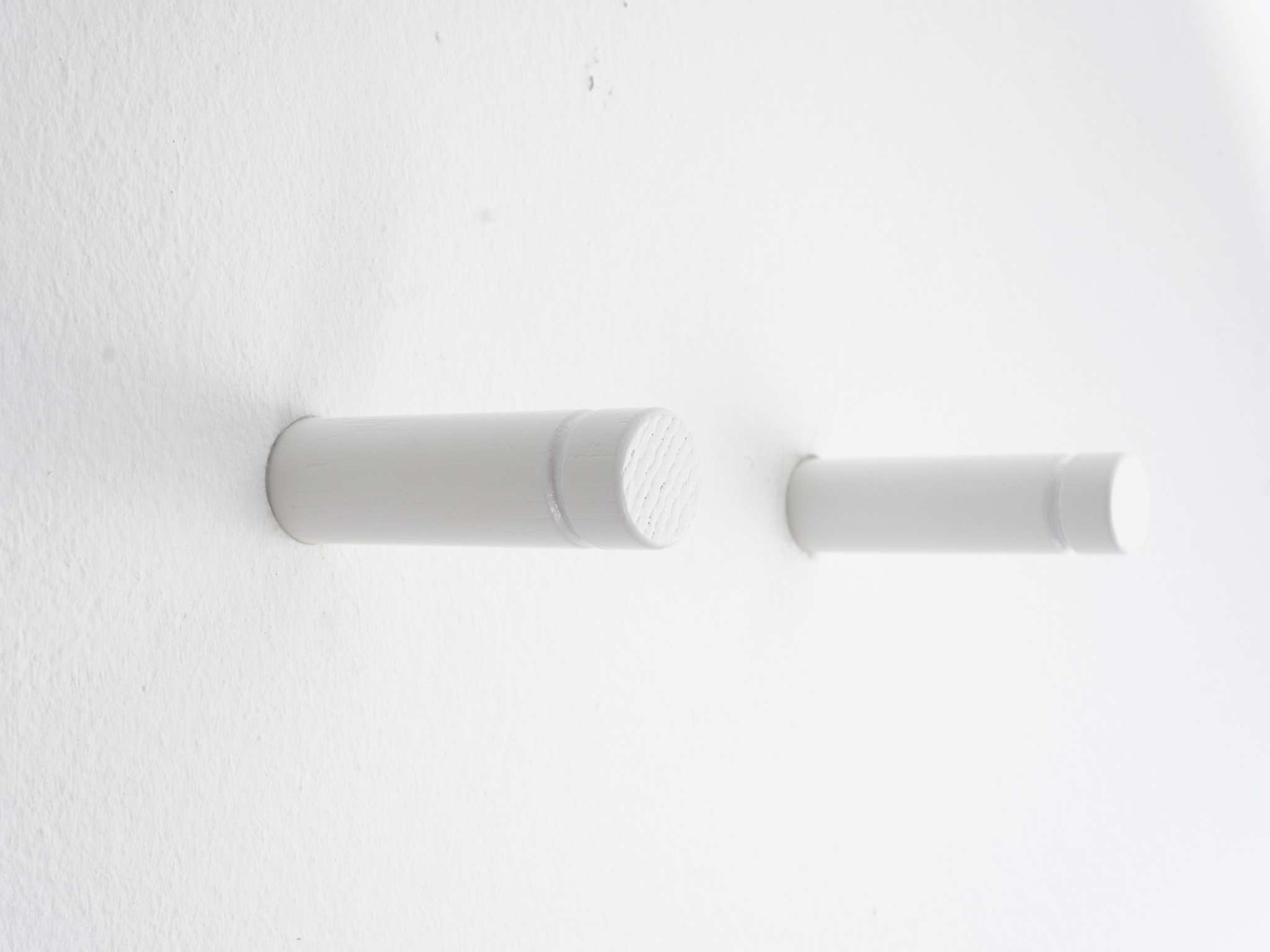 witte eikenhouten wandhaak