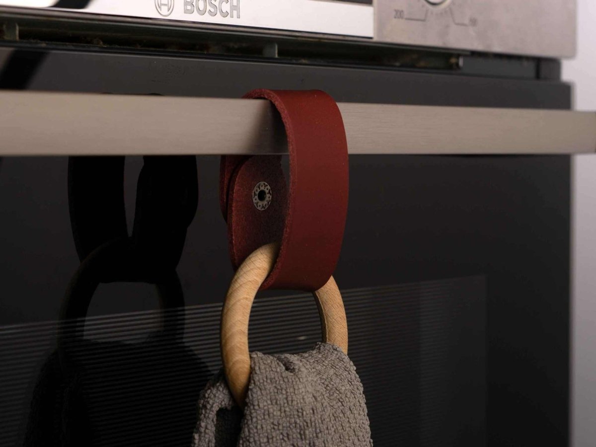 Ofenhandtuchhalterring aus Bordoleder