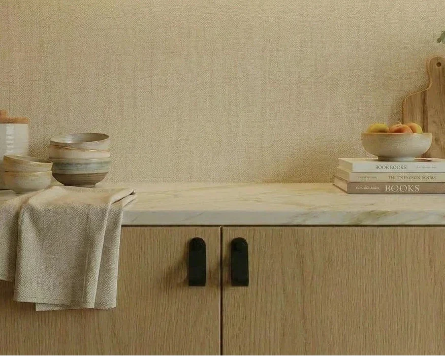 Minimalistischer Ledergriff für Möbel in verschiedenen Längen, handgefertigt aus hochwertigem italienischem Leder