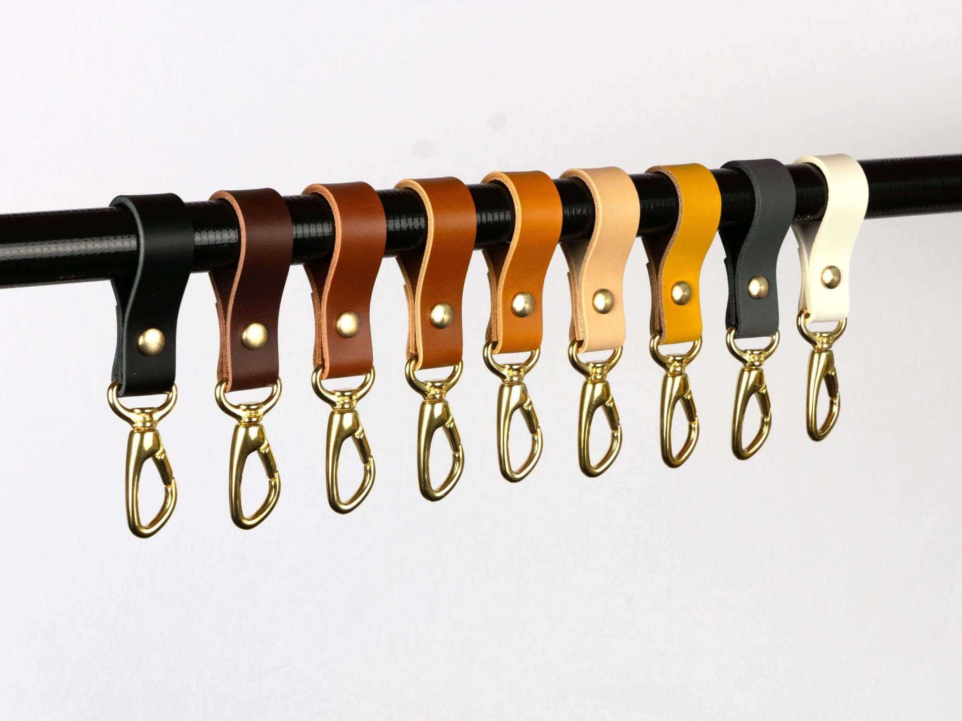 Leren S-haak, kapstokhaak, kledinghaak, jeanshaak, stanghanger