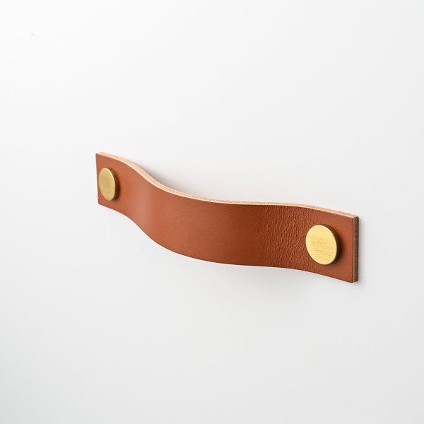 cognac small straight handle leather drawer pulls, leather cabinet pulls, leather pulls, Ledergriffe, poignees cuir