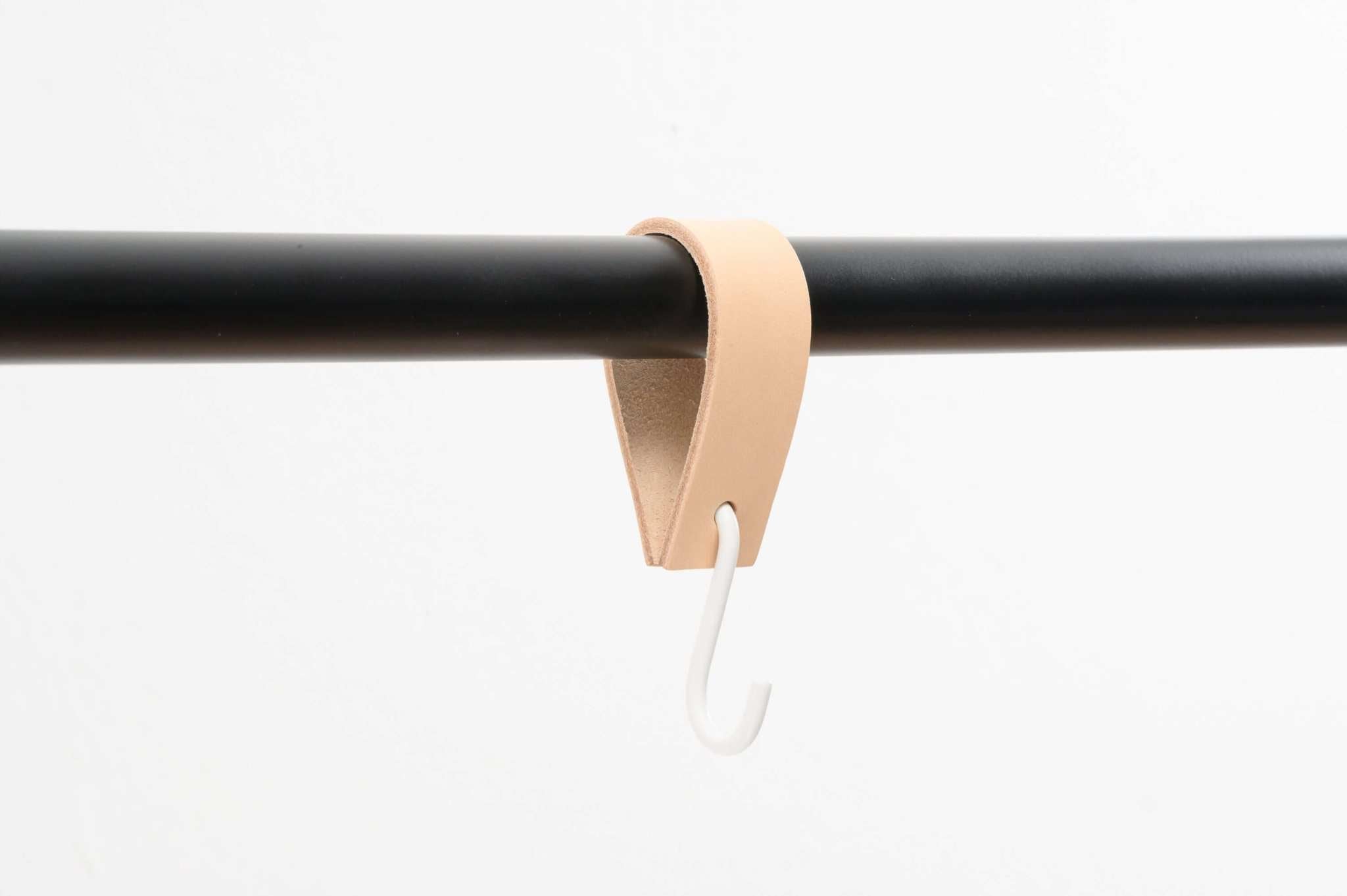 leren haak, kapstokhaak, kledinghaak