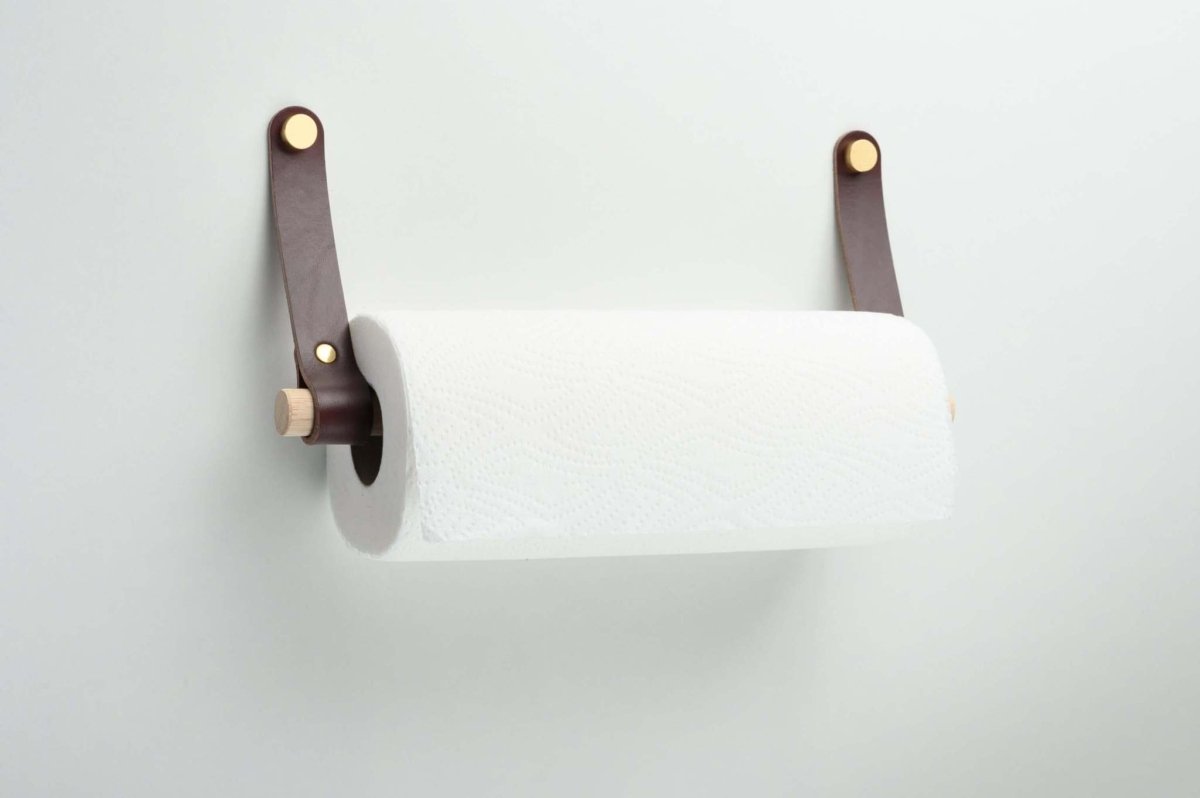 Paper towel holder