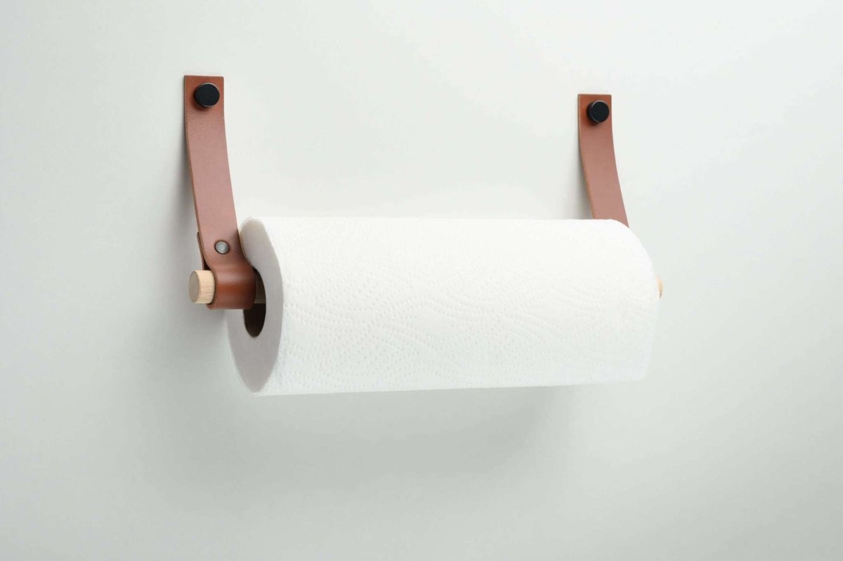 Paper towel holder