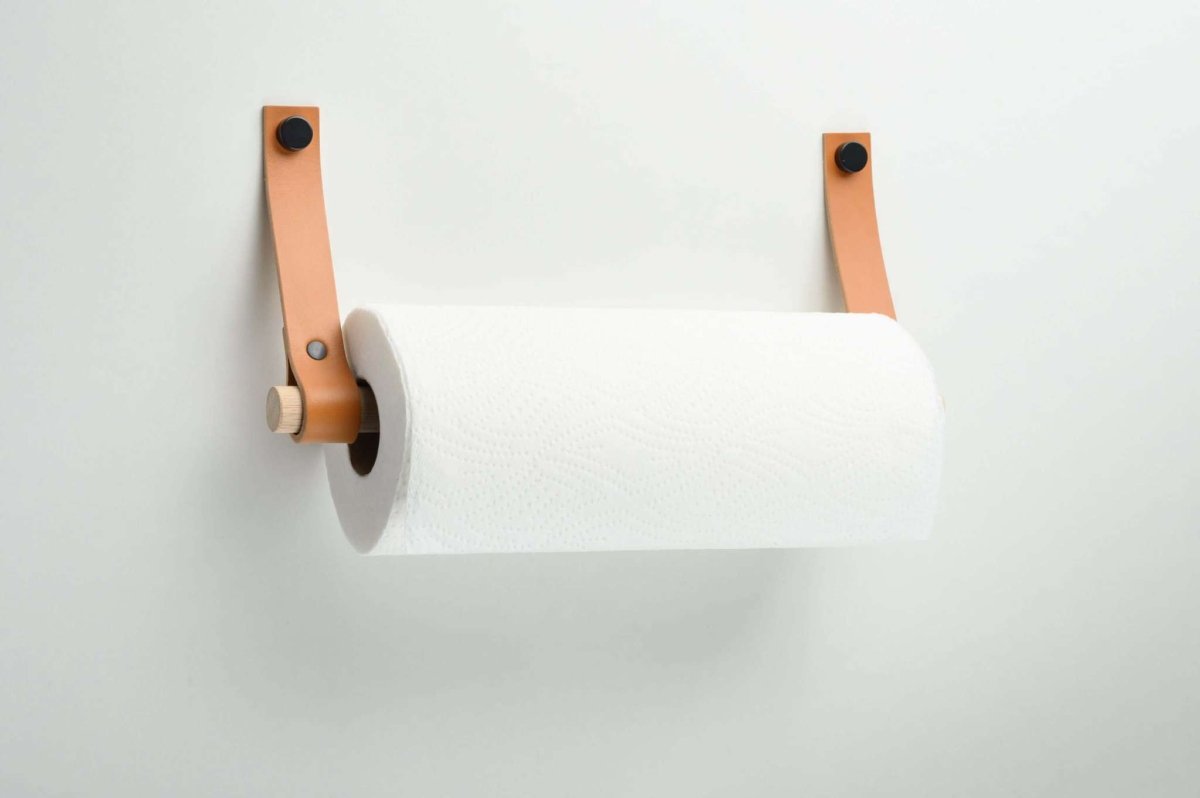 Paper towel holder