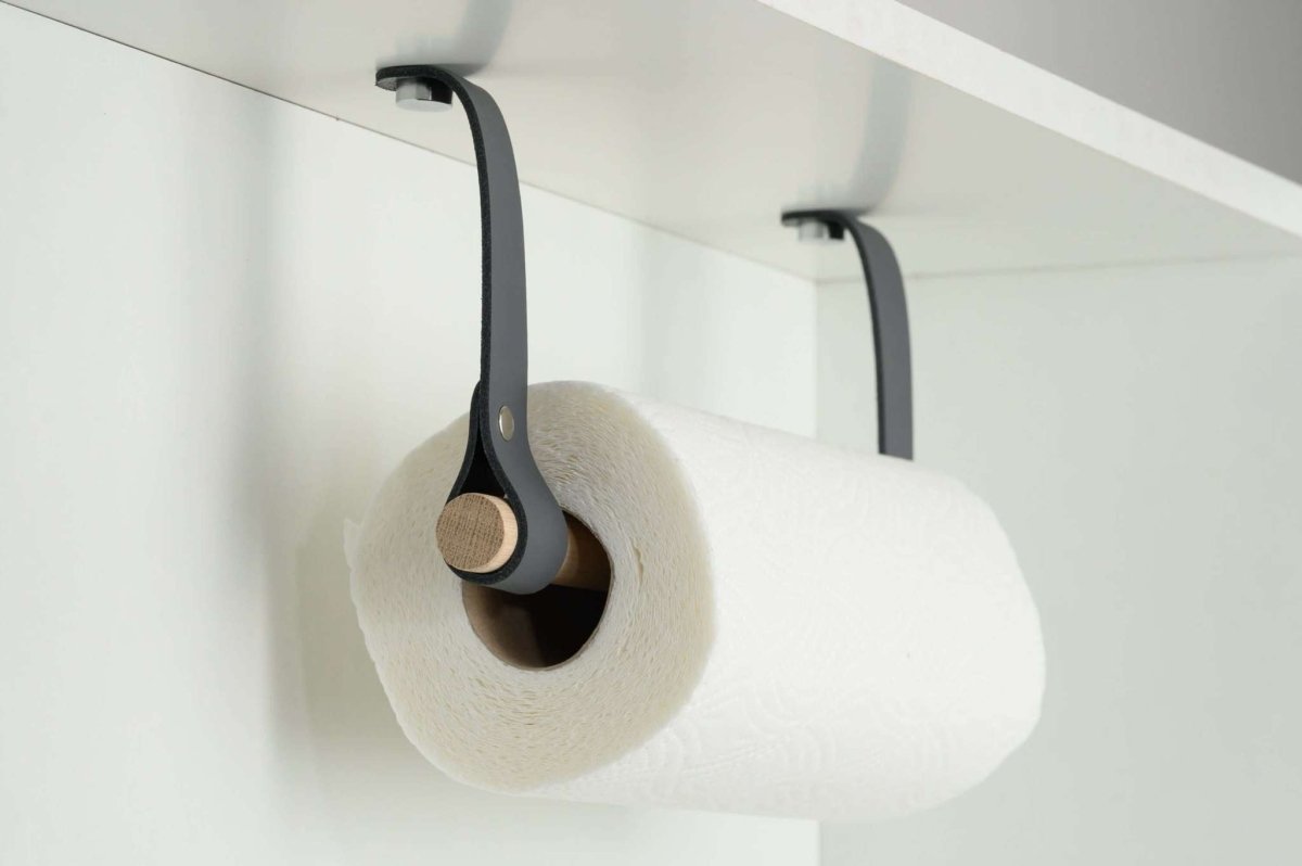 Paper towel holder