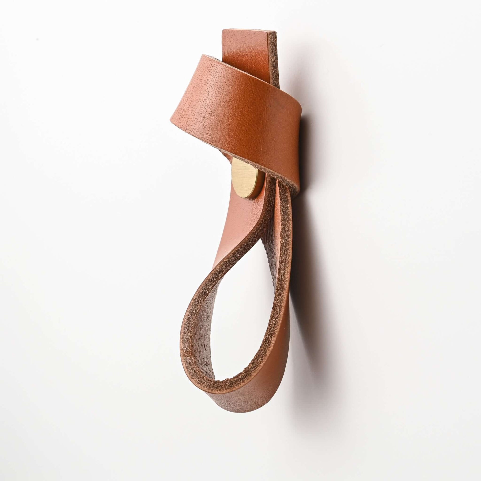 cognackleurige leren ladegrepen, leren kastgrepen, leren grepen, Ledergriffe, poignees cuir