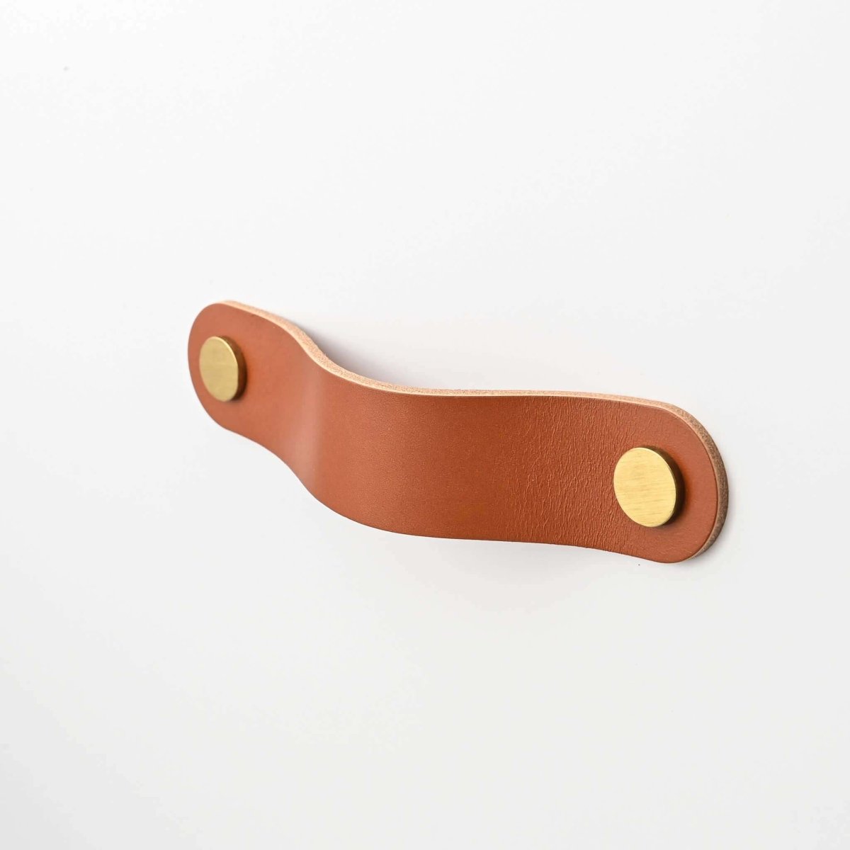cognac large rounded handle leather drawer pulls, leather cabinet pulls, leather pulls, Ledergriffe, poignees cuir