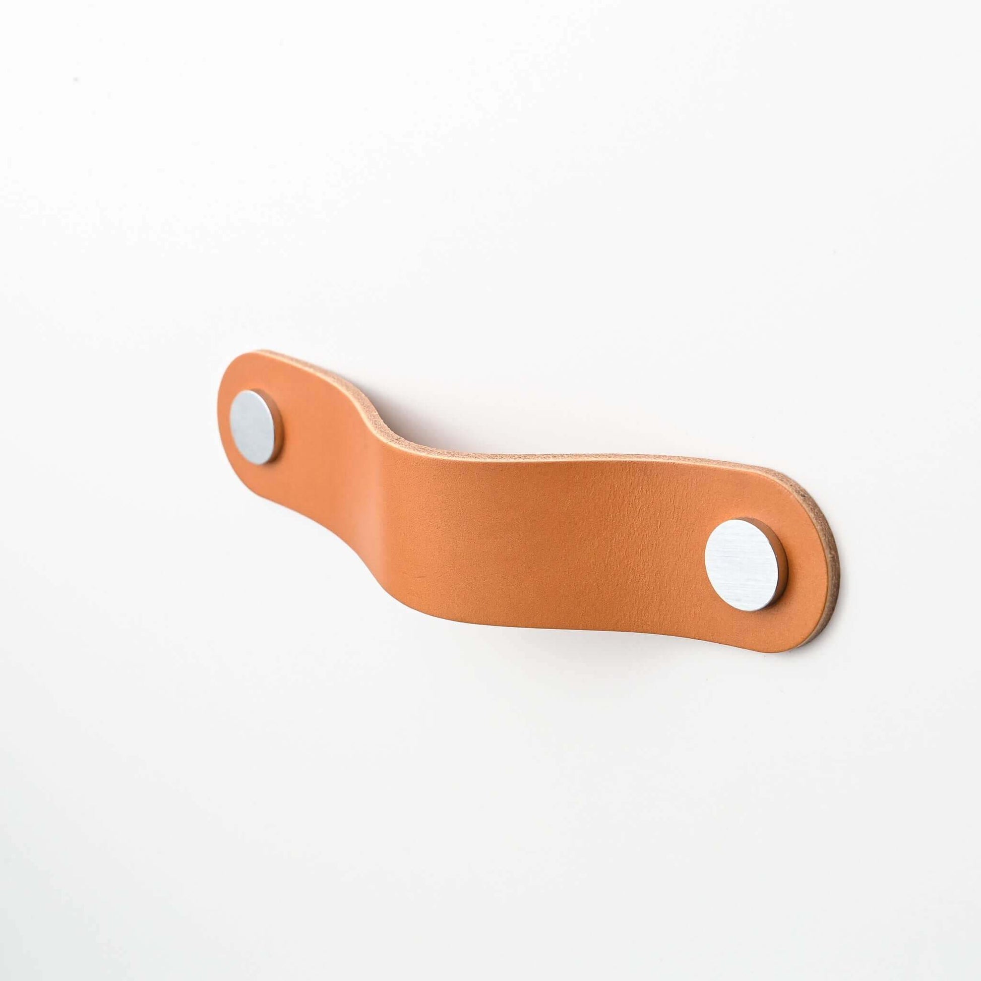 houten handgrepen met grote ronde handgrepen, lederen kastgrepen, lederen handgrepen, Ledergriffe, poignees cuir