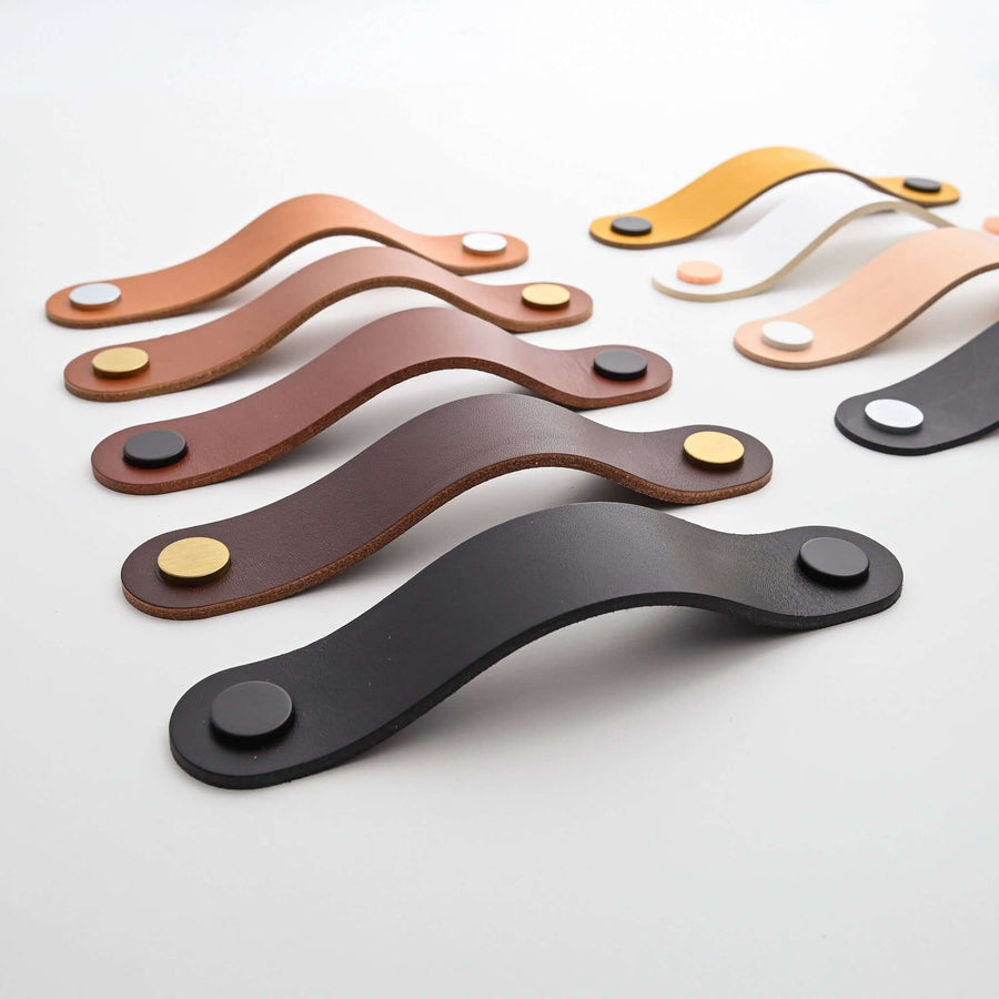 large rounded handle leather drawer pulls, leather cabinet pulls, leather pulls, Ledergriffe, poignees cuir