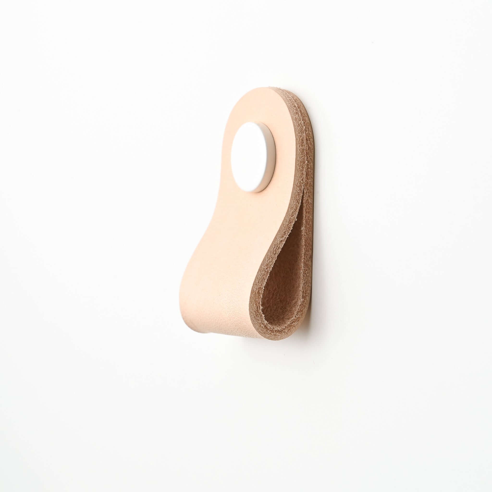 natuurlijke brede kleine ronde lederen ladegrepen, lederen kastgrepen, lederen grepen, Ledergriffe, poignees cuir