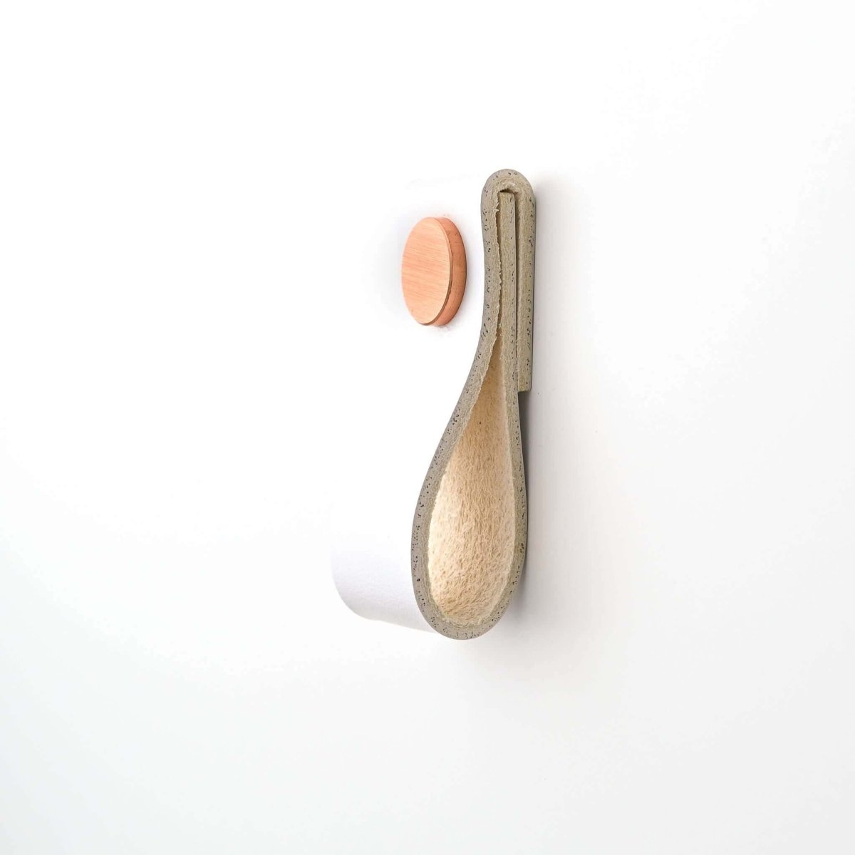 white thin leather drawer pulls, leather cabinet pulls, leather pulls, Ledergriffe, poignees cuir